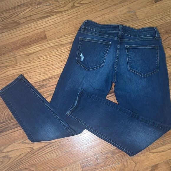 Warp + Weft LAX Girlfriend Distressed Skinny Jeans - Picture 5 of 8